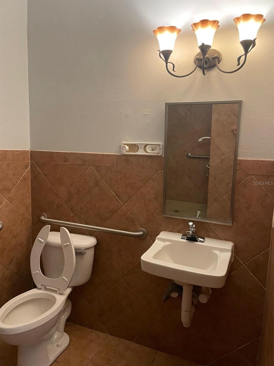 3001 Michigan Ave #b Property Photo 13