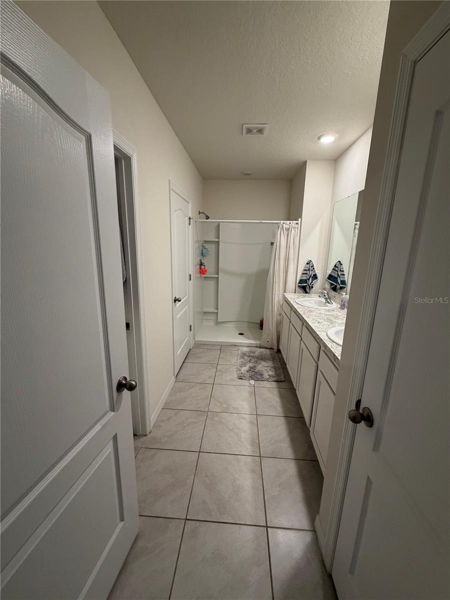 1360 Berry Ln Property Photo 11