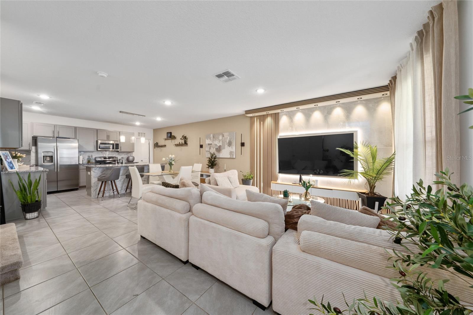 15140 Windflower Aly Property Photo 4