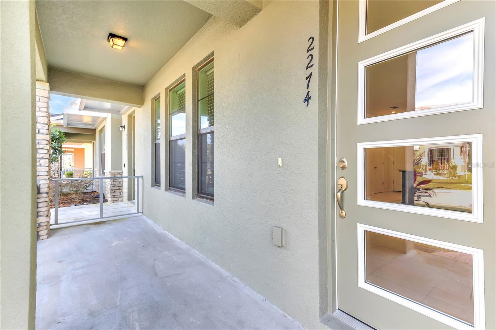 2274 Centerra Loop Property Photo 3