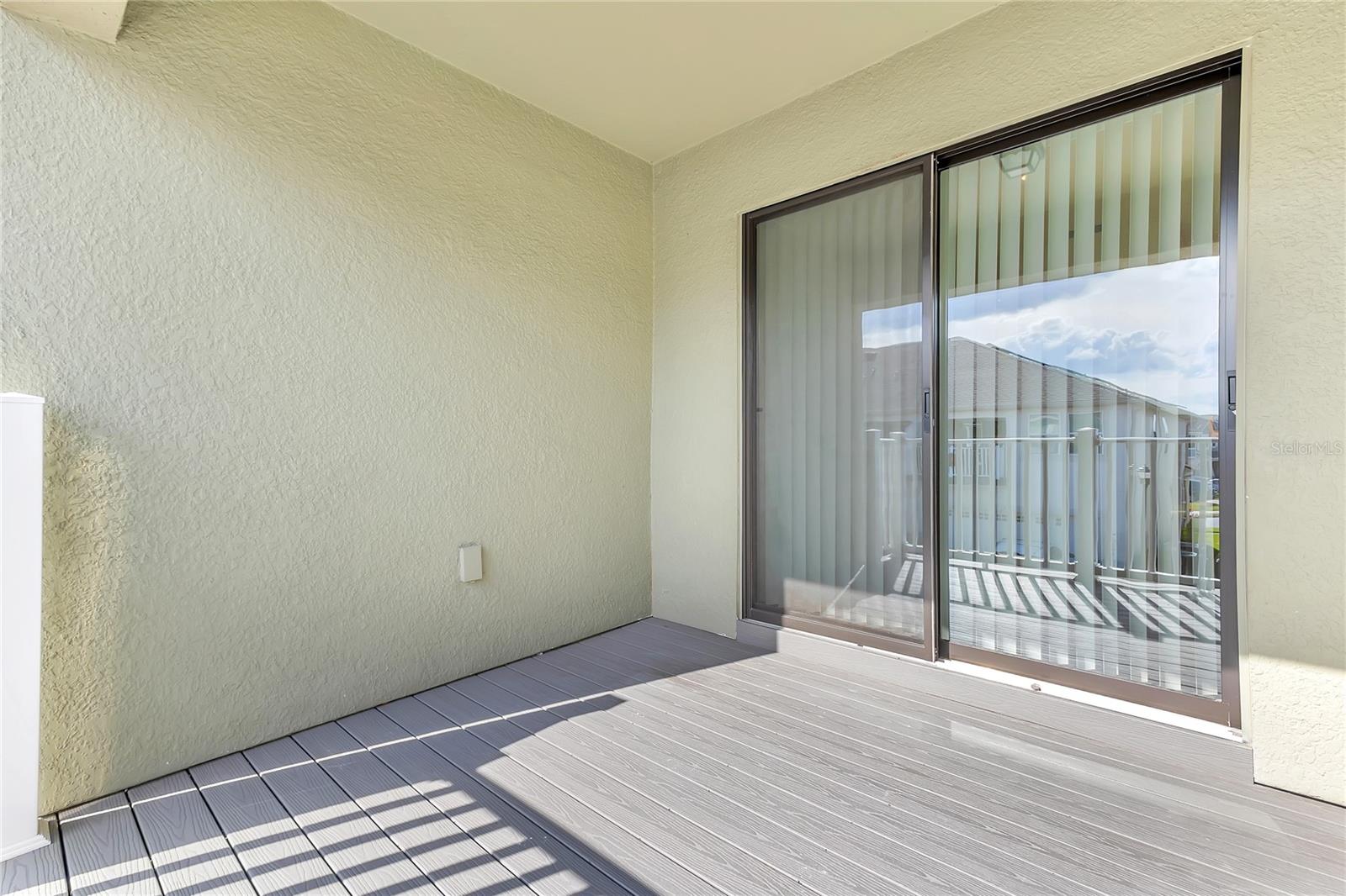 2274 Centerra Loop Property Photo 19