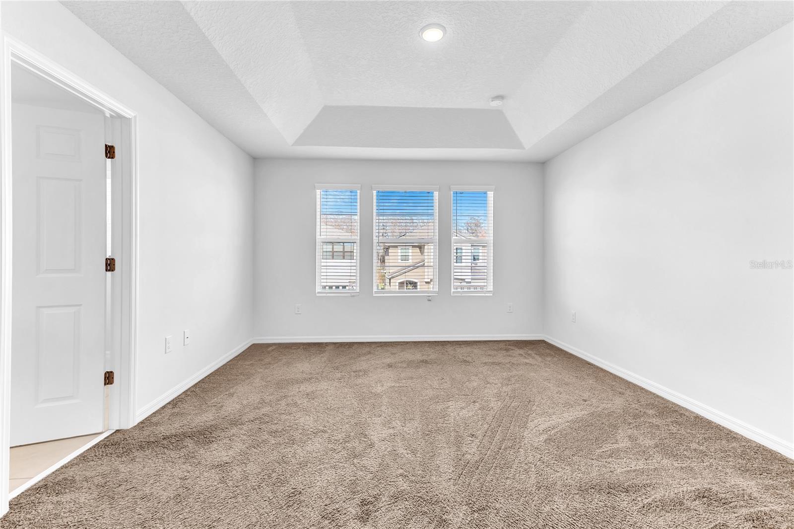 2274 Centerra Loop Property Photo 22
