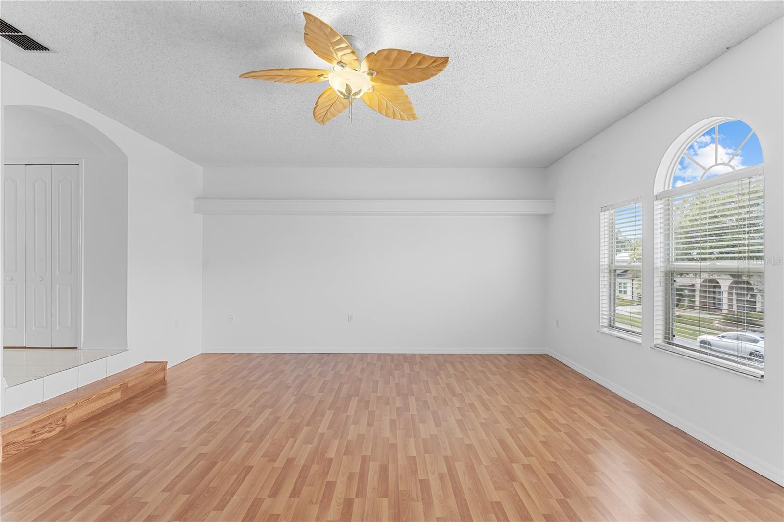 617 Lakescape Ct Property Photo 21