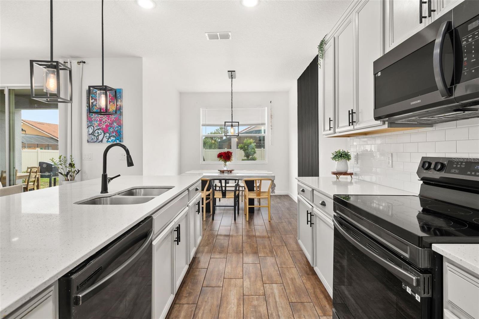 736 Grazie Loop Property Photo 19