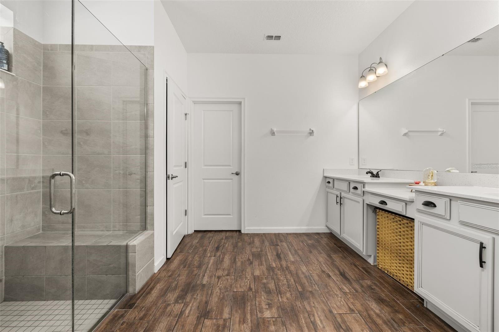 736 Grazie Loop Property Photo 32