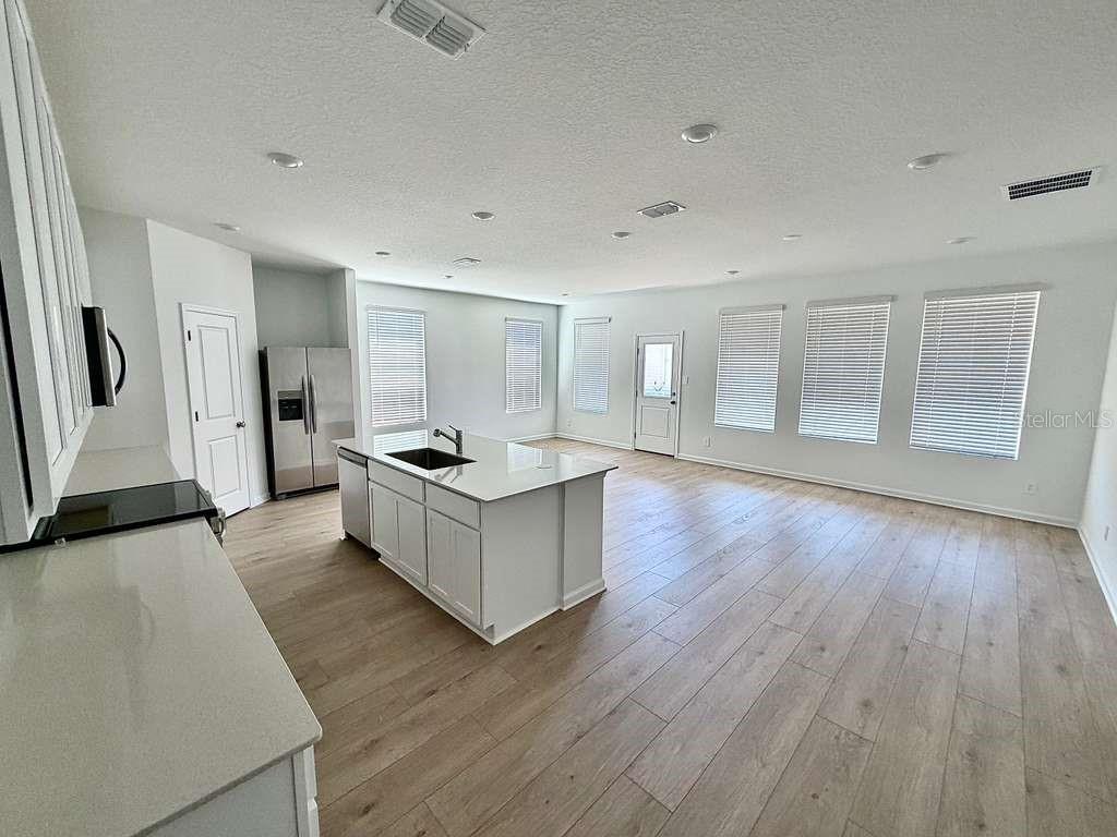 5111 Natalia Dr Property Photo 11