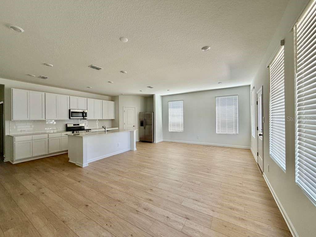 5111 Natalia Dr Property Photo 17