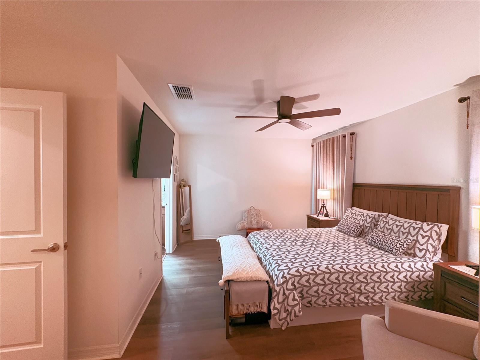 1084 Papaya Cir Property Photo 28