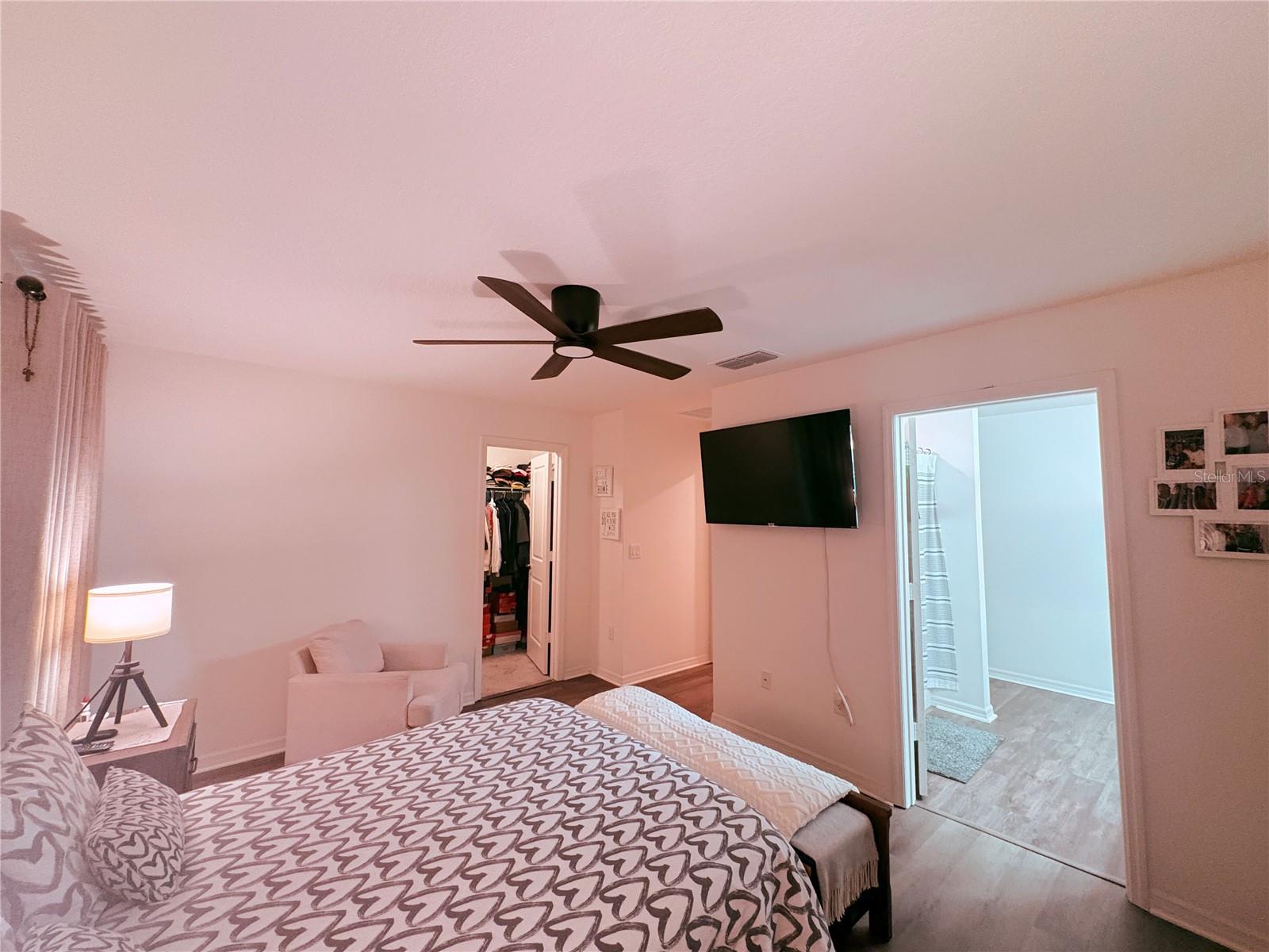 1084 Papaya Cir Property Photo 29