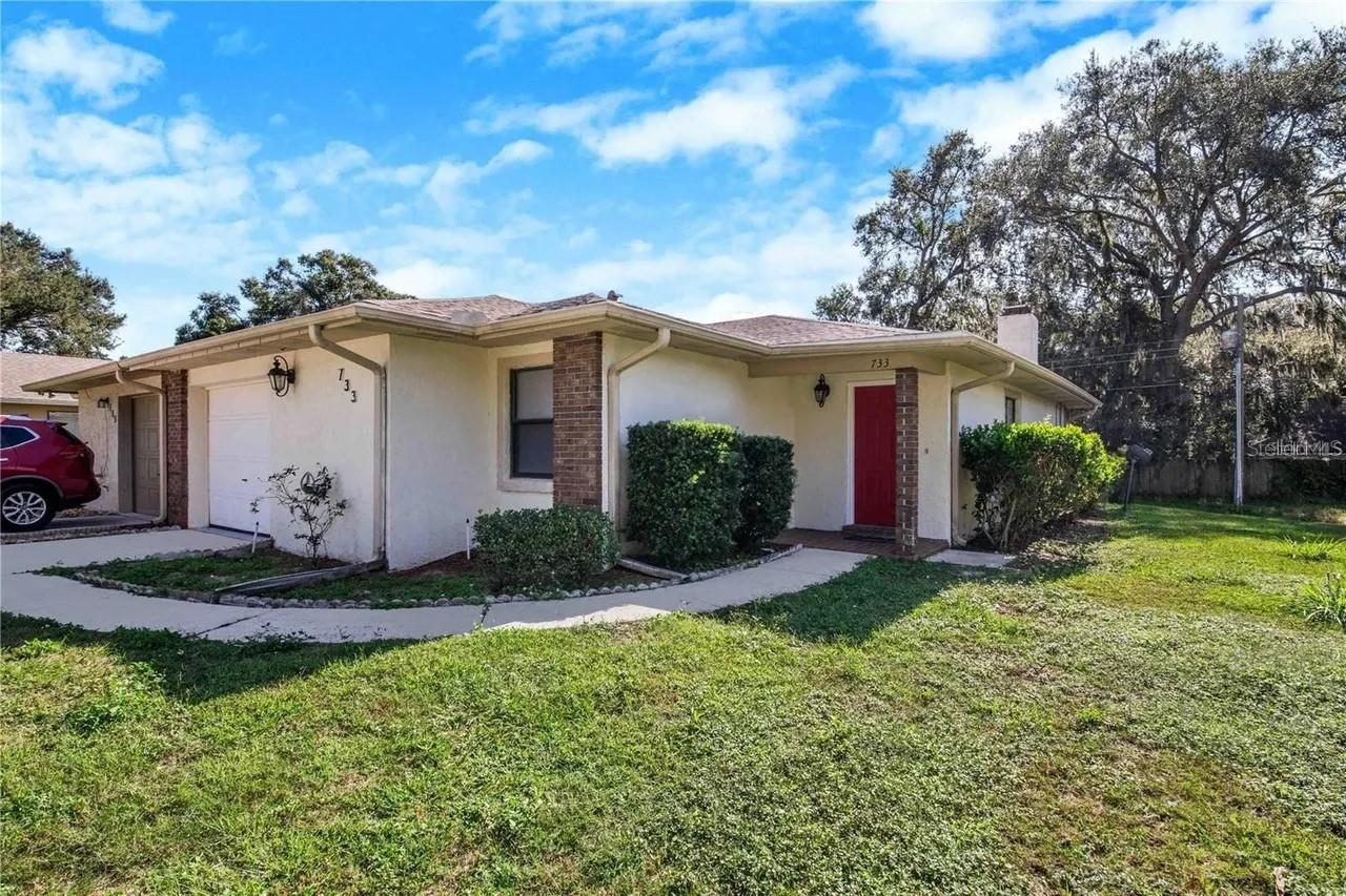 733 Mikasuki Dr Property Photo 1