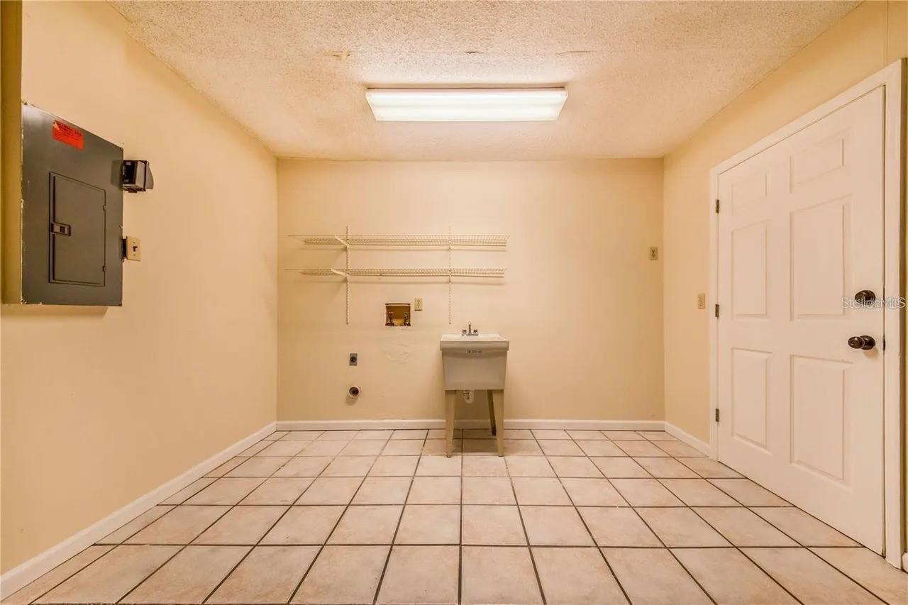 733 Mikasuki Dr Property Photo 13