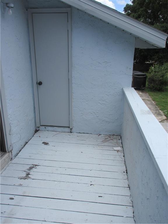 111 Michelle Ln #b Property Photo 17