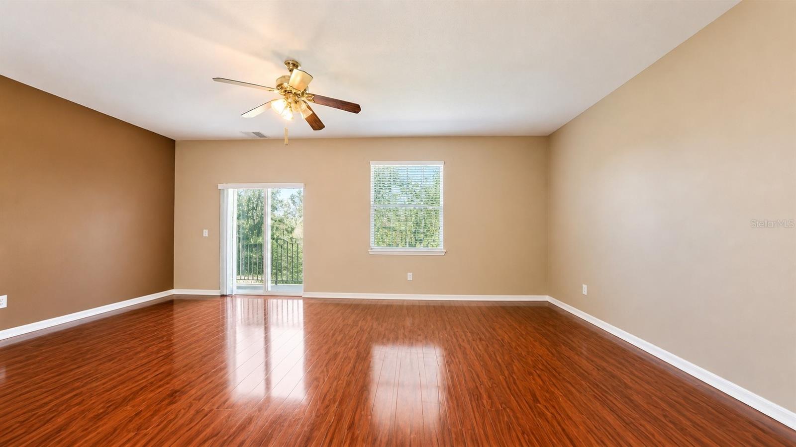 4116 Orange Tree Ct Property Photo 3