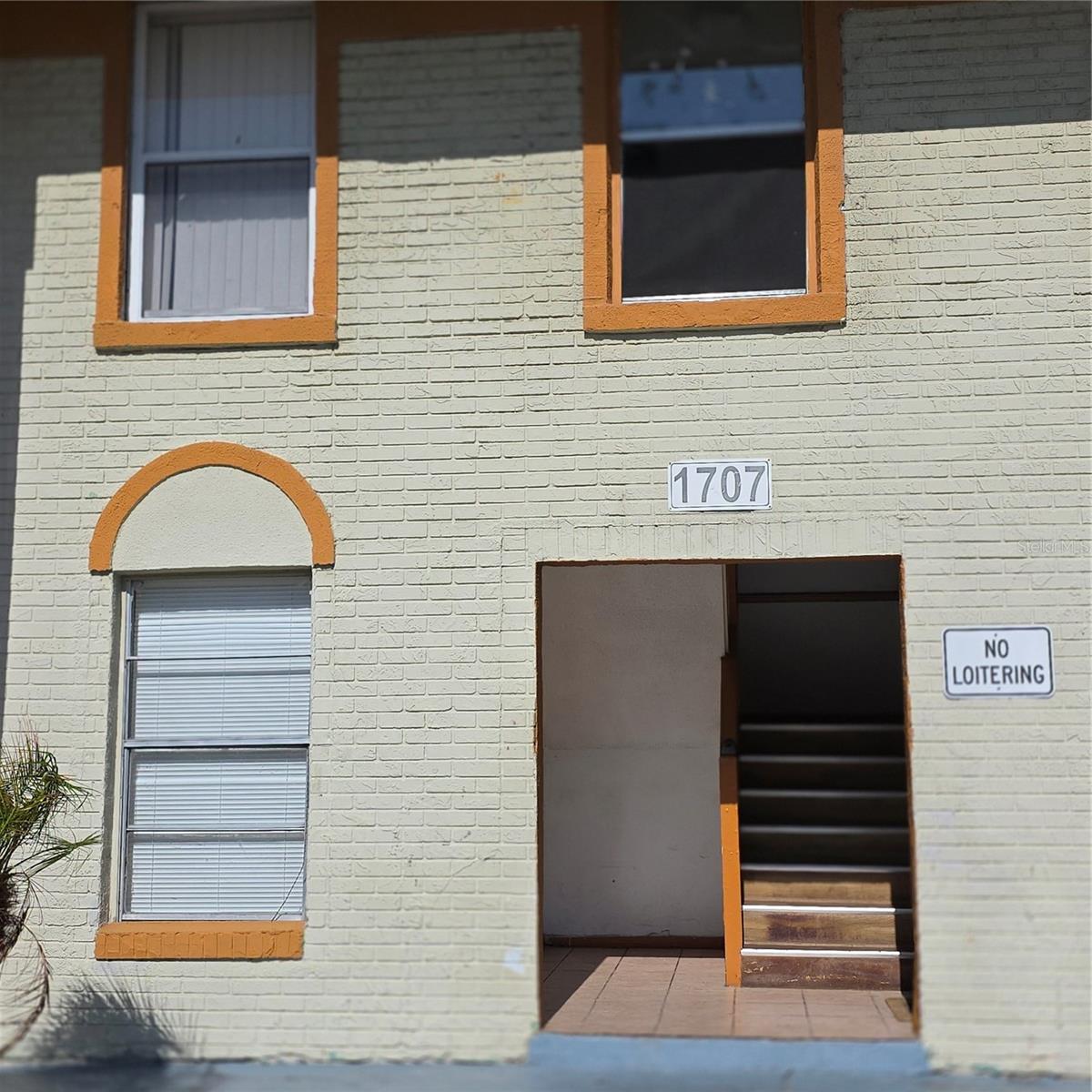 1707 Michigan Ave #d Property Photo 1