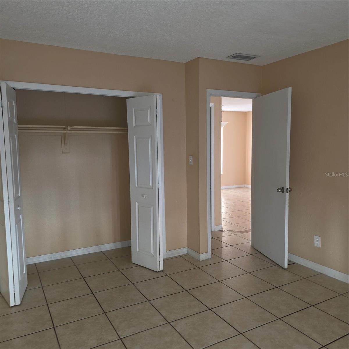 1707 Michigan Ave #d Property Photo 5
