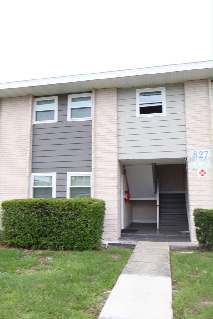 827 SKY LAKE CIR #A Property Photo 1