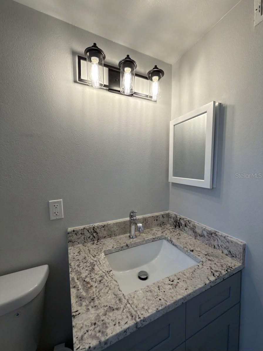 827 Sky Lake Cir #a Property Photo 10