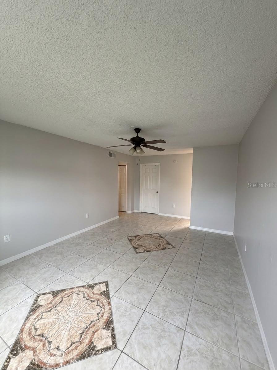 827 Sky Lake Cir #a Property Photo 12