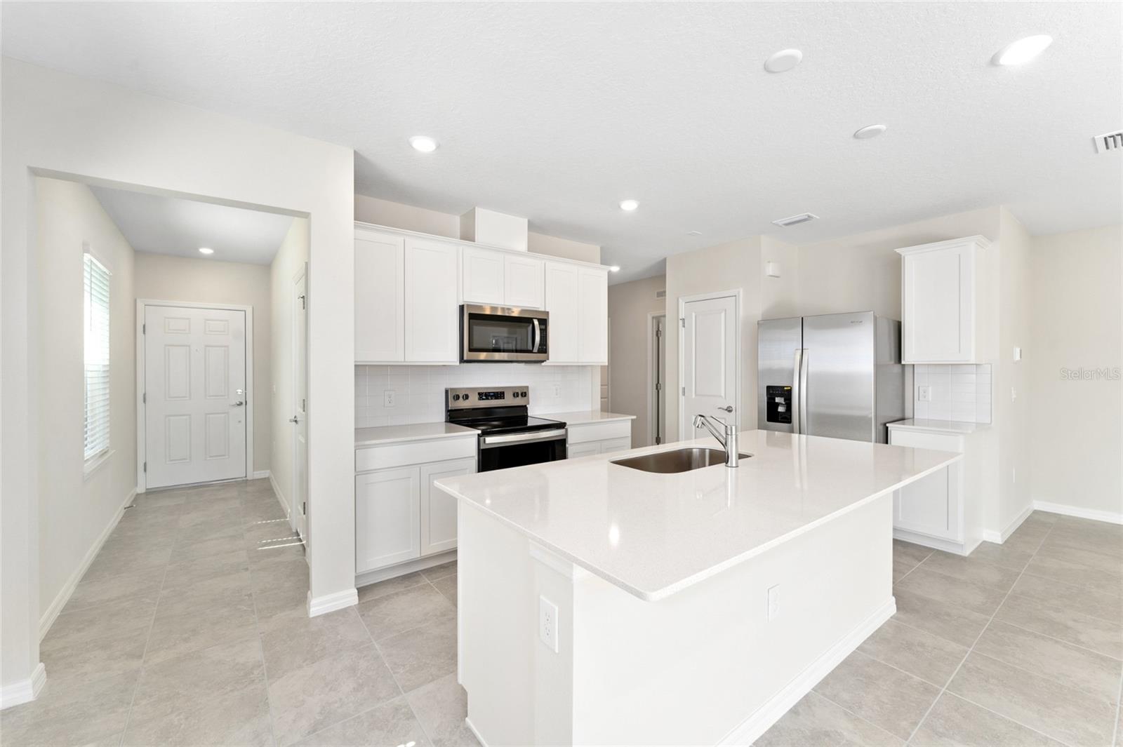 3633 Cambridge Brook Dr Property Photo 5