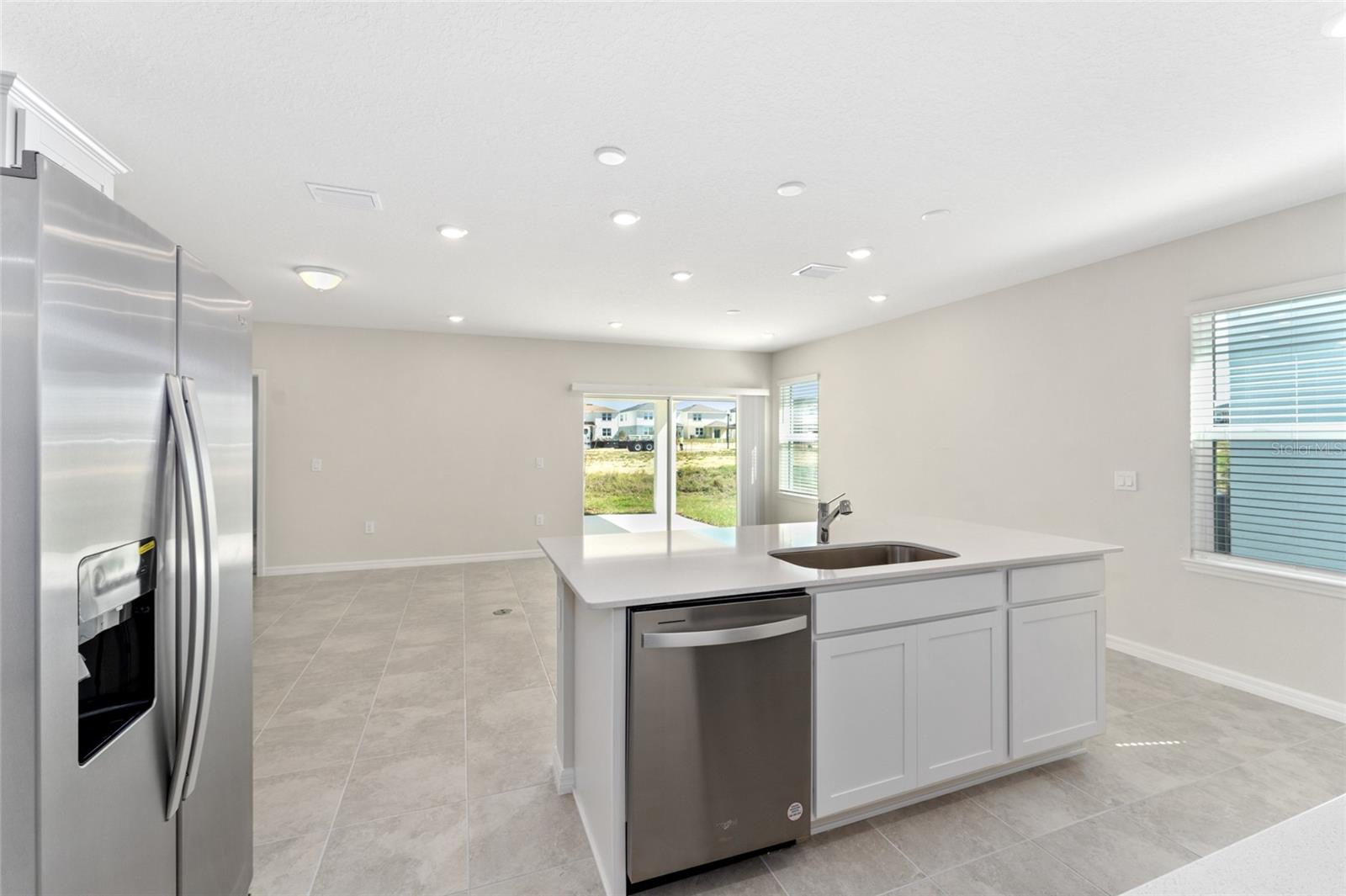 3633 Cambridge Brook Dr Property Photo 6