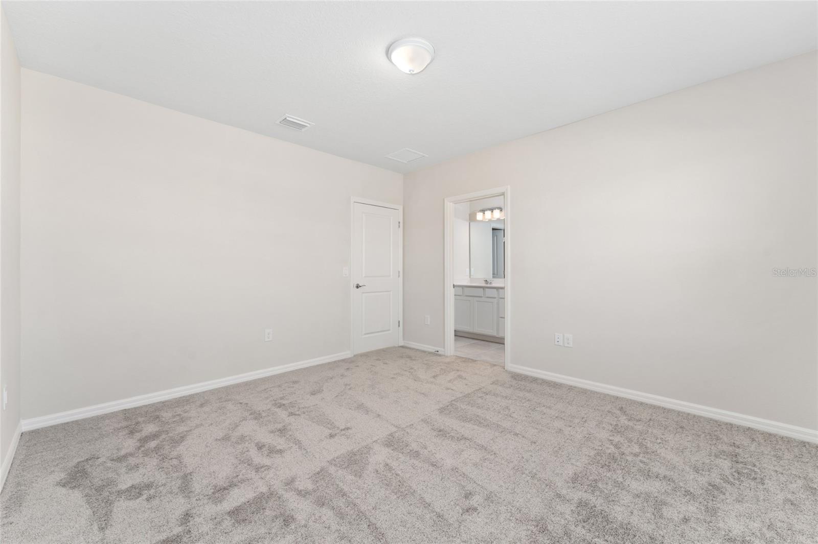 3633 Cambridge Brook Dr Property Photo 11