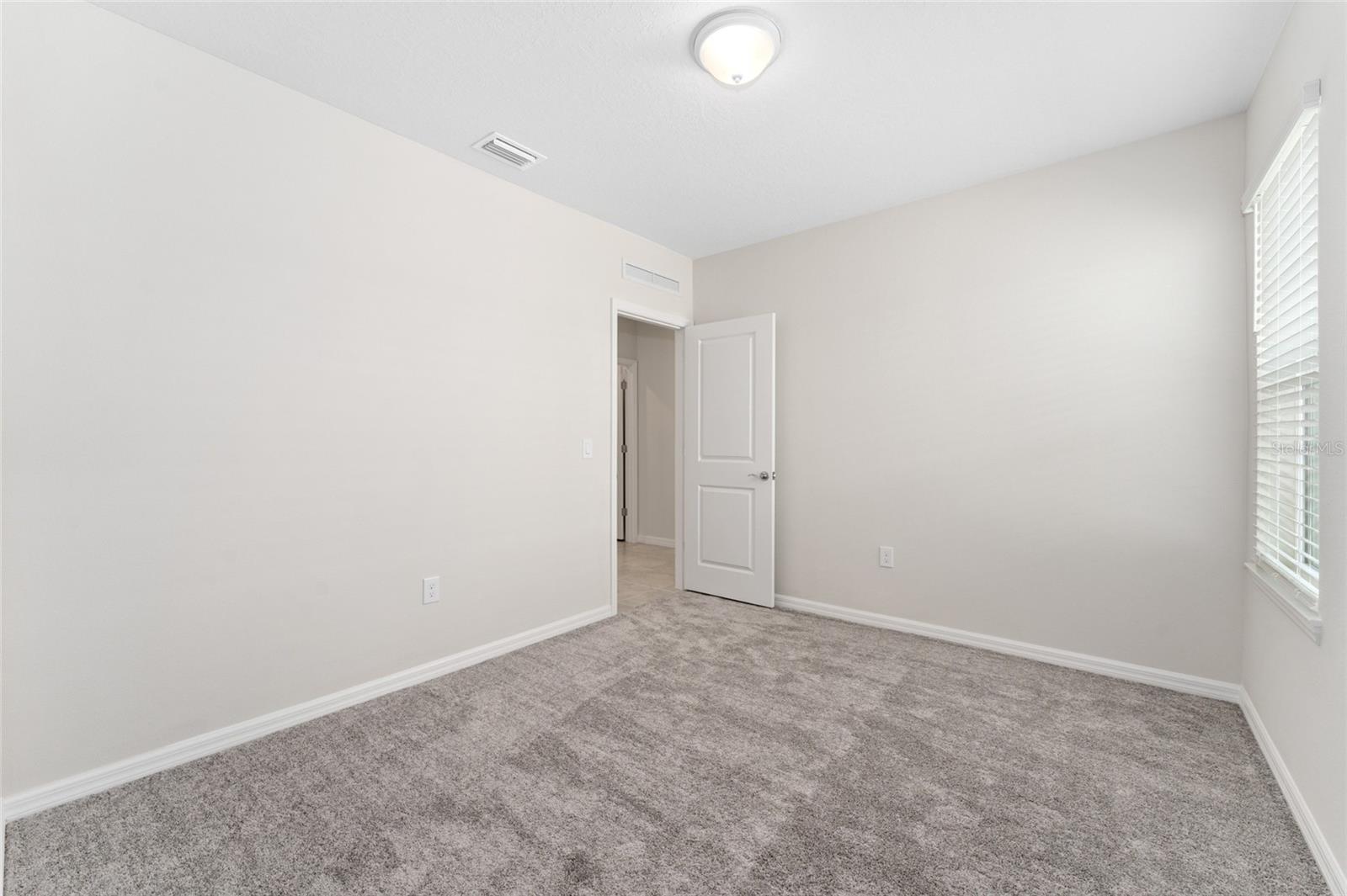 3633 Cambridge Brook Dr Property Photo 16