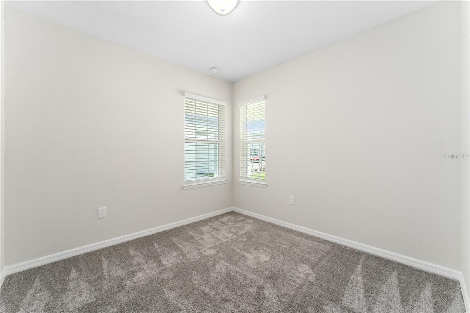 3633 Cambridge Brook Dr Property Photo 20