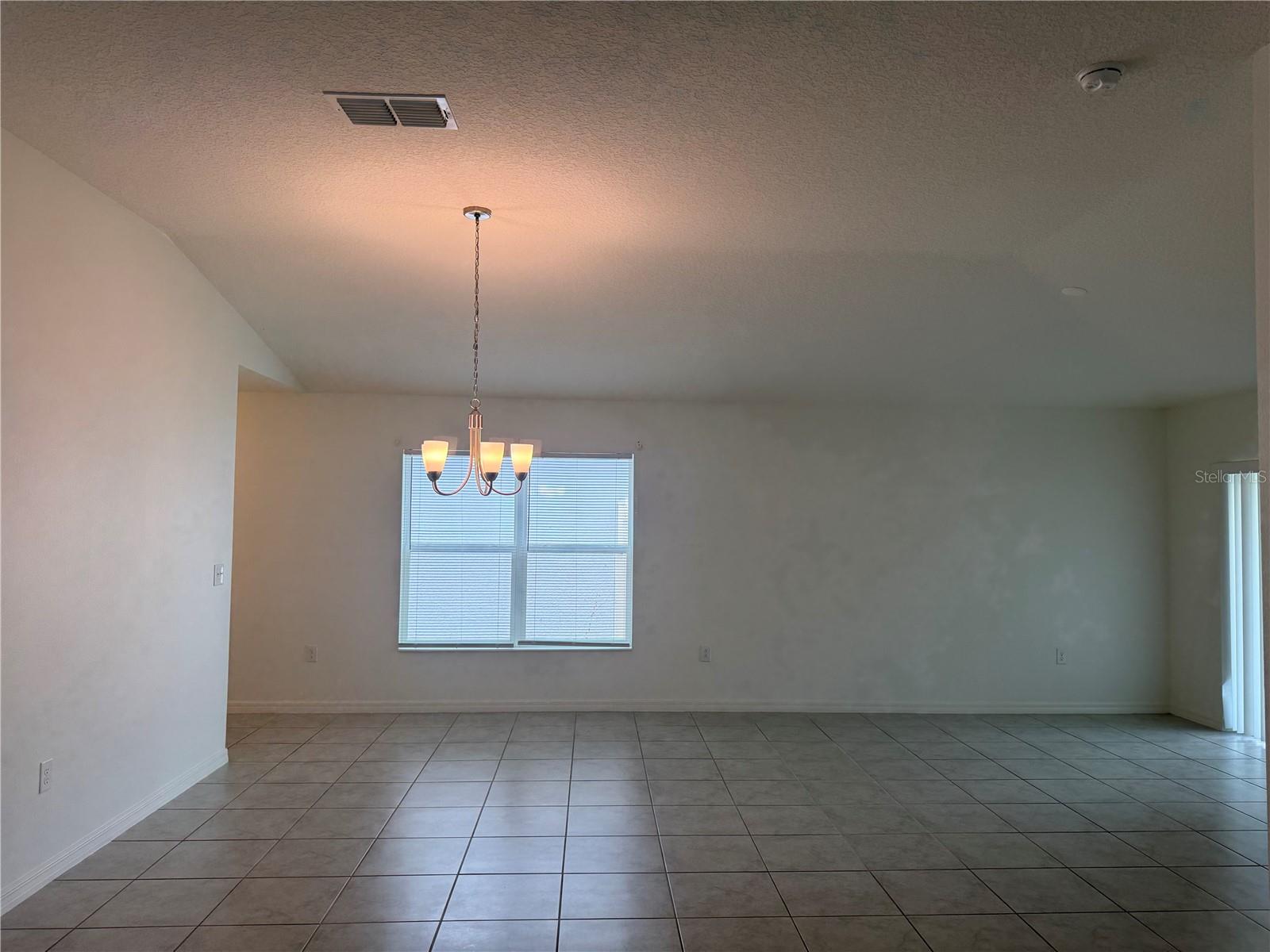711 Scrub Oak Hammock Rd Property Photo 5