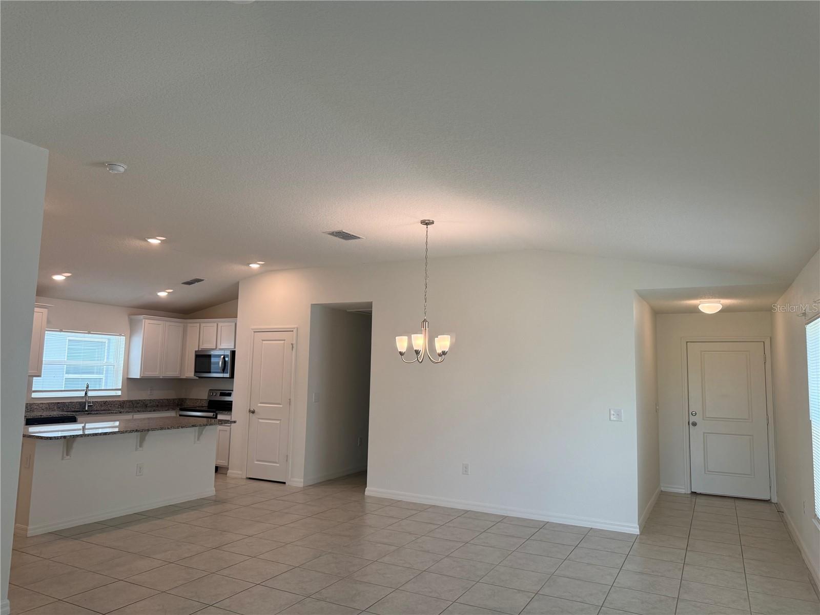 711 Scrub Oak Hammock Rd Property Photo 8