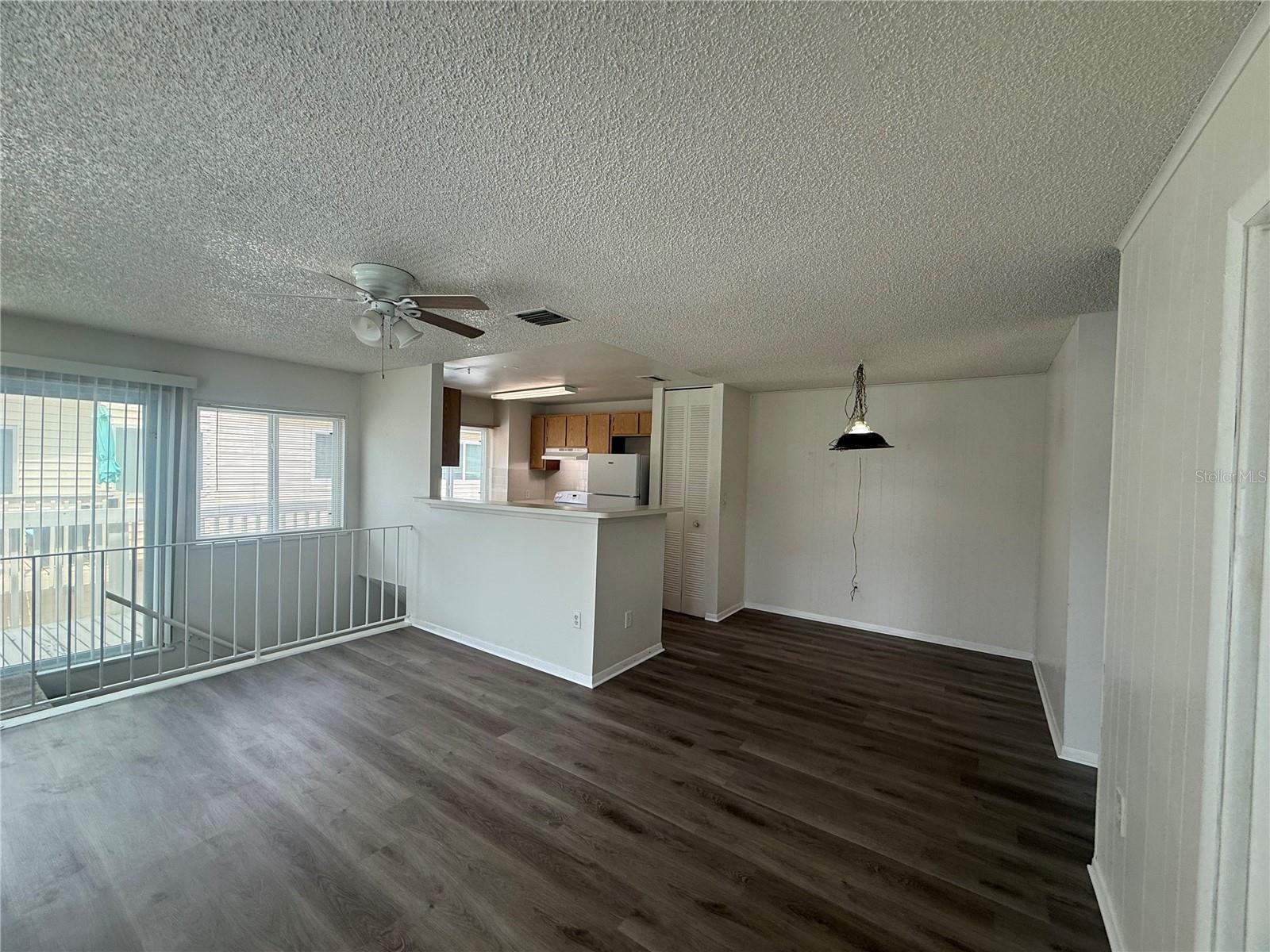 1101 Spring Meadow Dr #1101 Property Photo 7