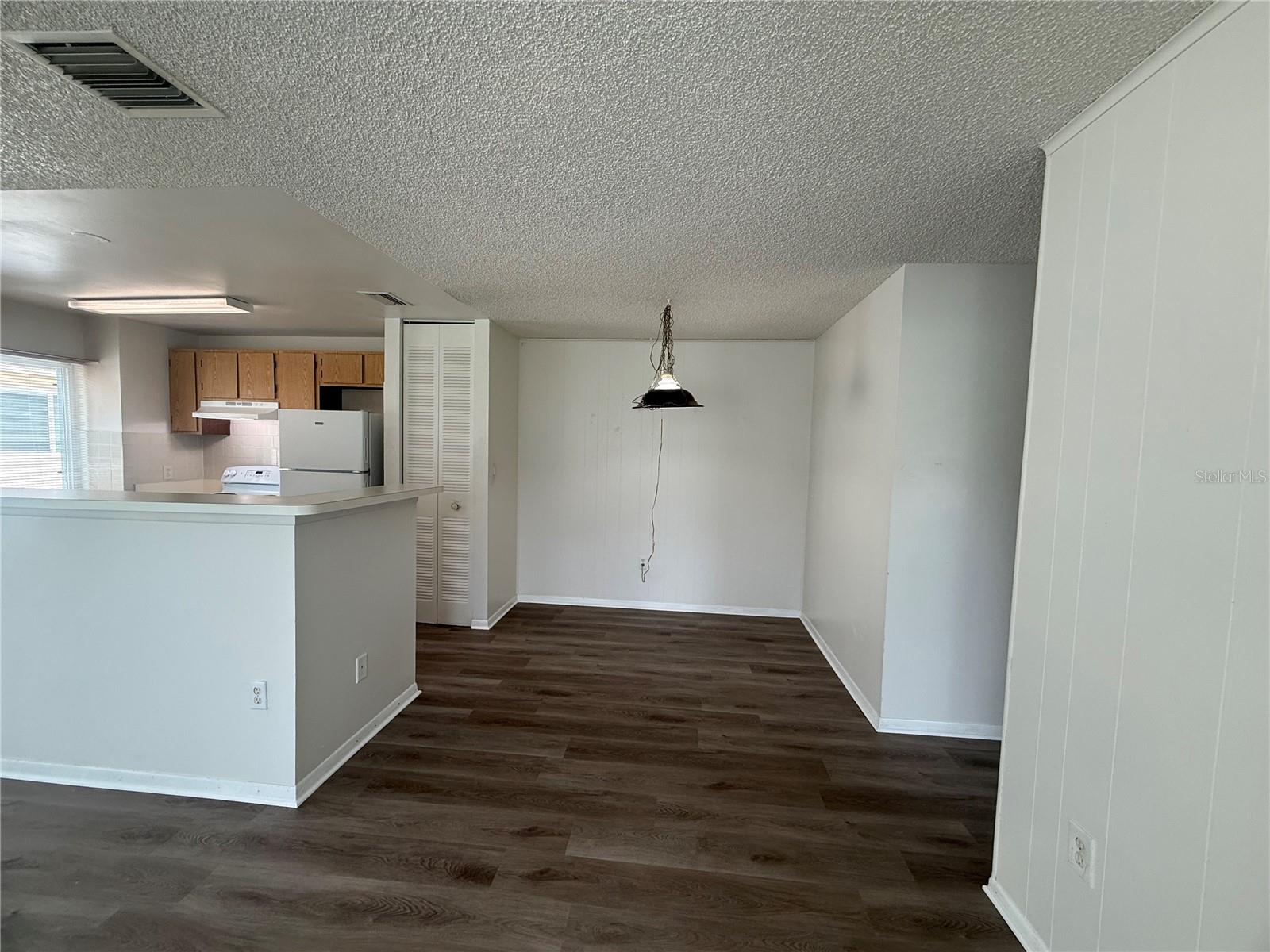 1101 Spring Meadow Dr #1101 Property Photo 11