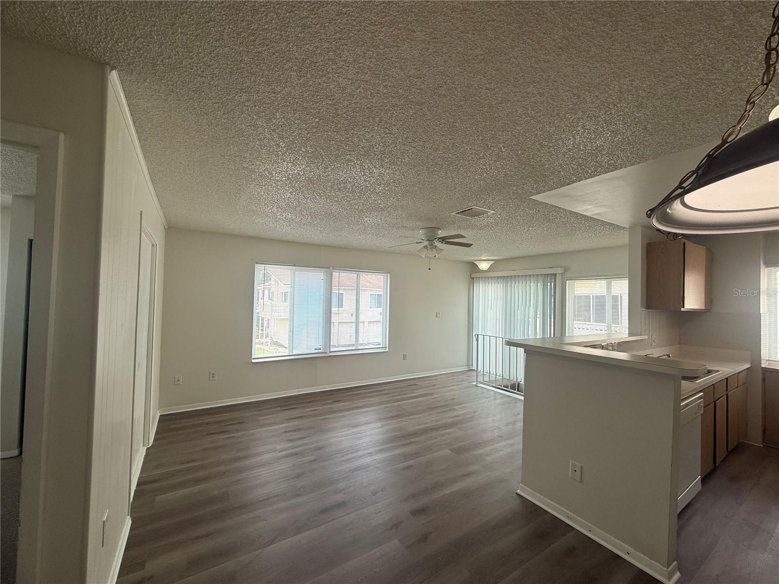 1101 Spring Meadow Dr #1101 Property Photo 12