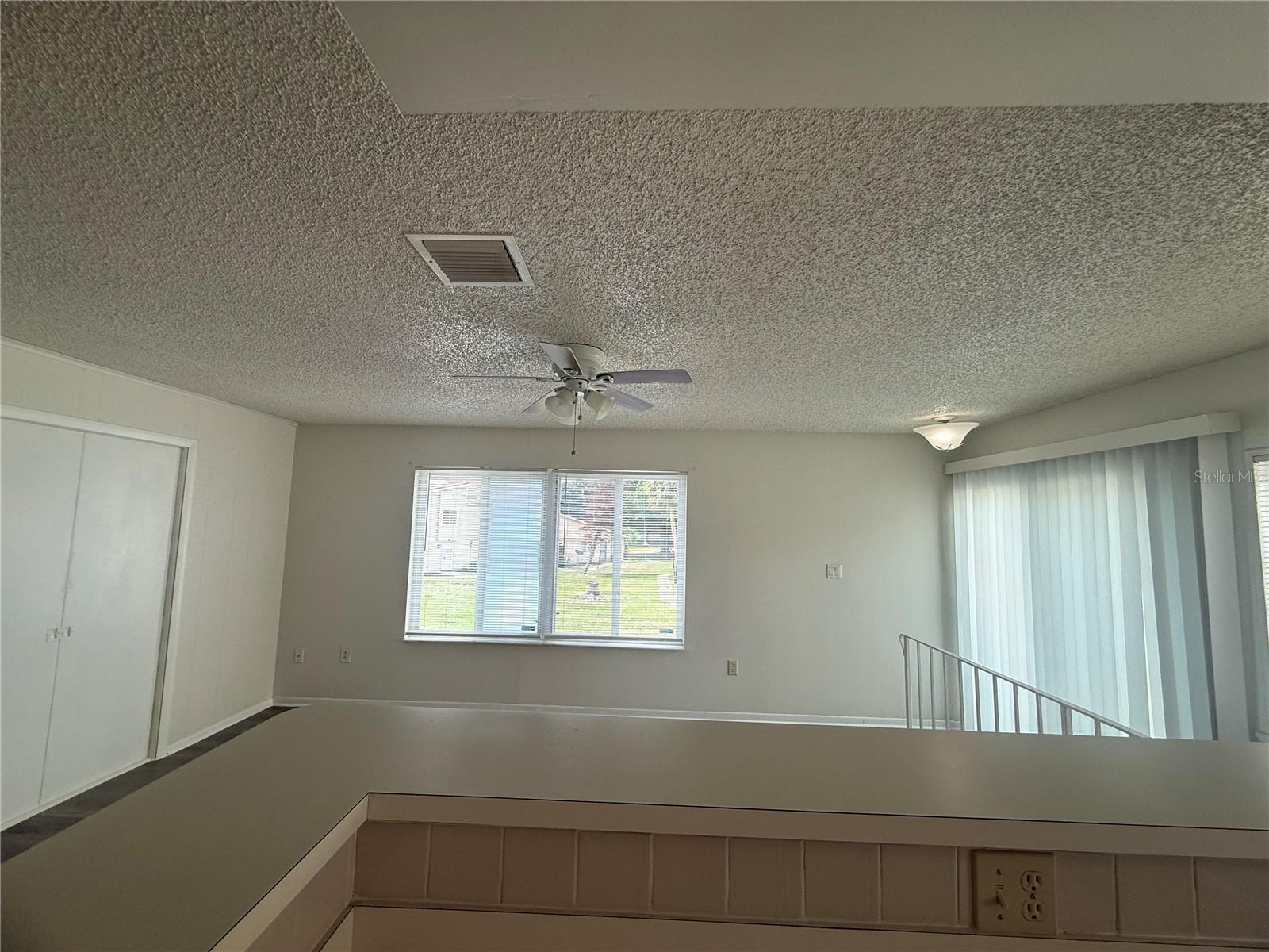 1101 Spring Meadow Dr #1101 Property Photo 13