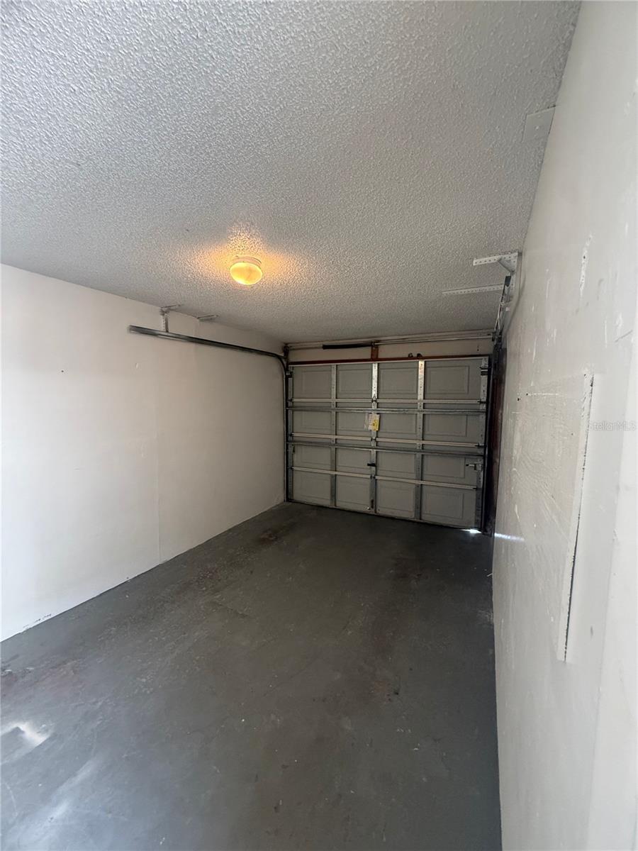 1101 Spring Meadow Dr #1101 Property Photo 28