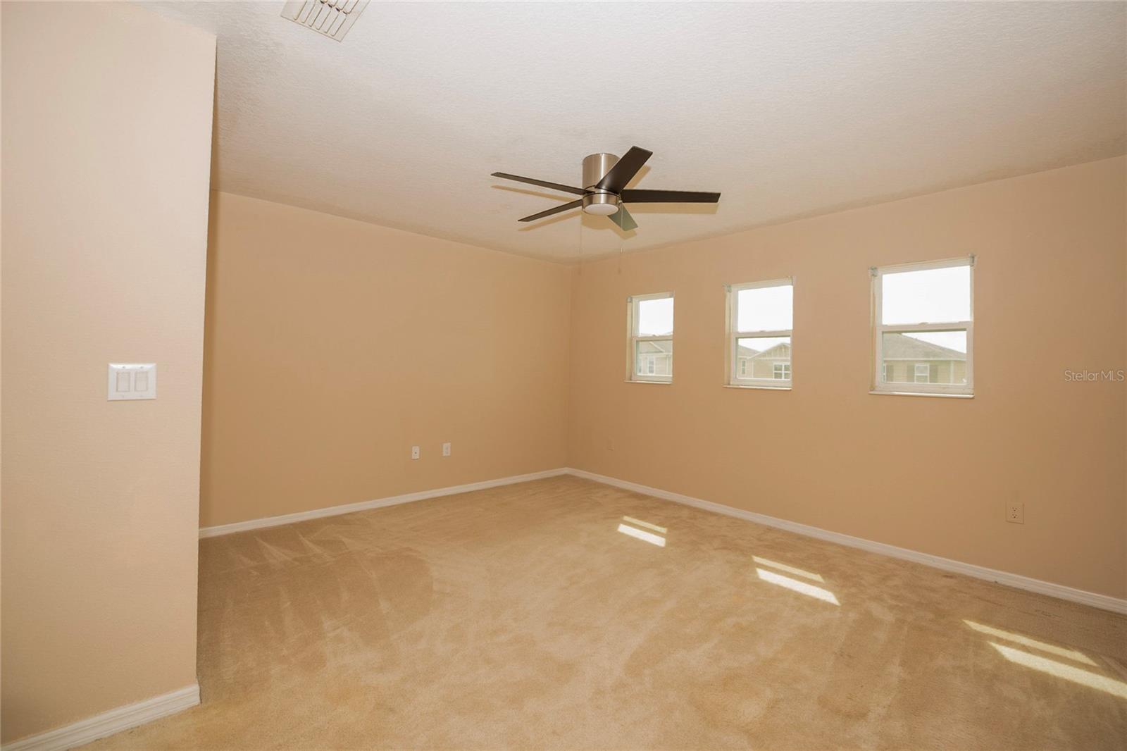 633 Ogelthorpe Dr Property Photo 9