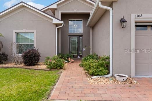 1108 Sawgrass Dr Property Photo 3
