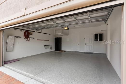 1108 Sawgrass Dr Property Photo 4