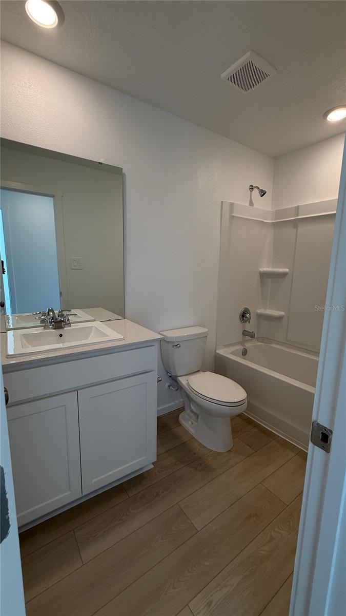 837 Lynx St Property Photo 11