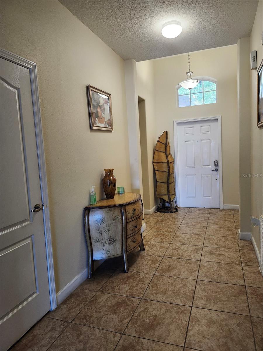 1482 Lake Side Ave Property Photo 10