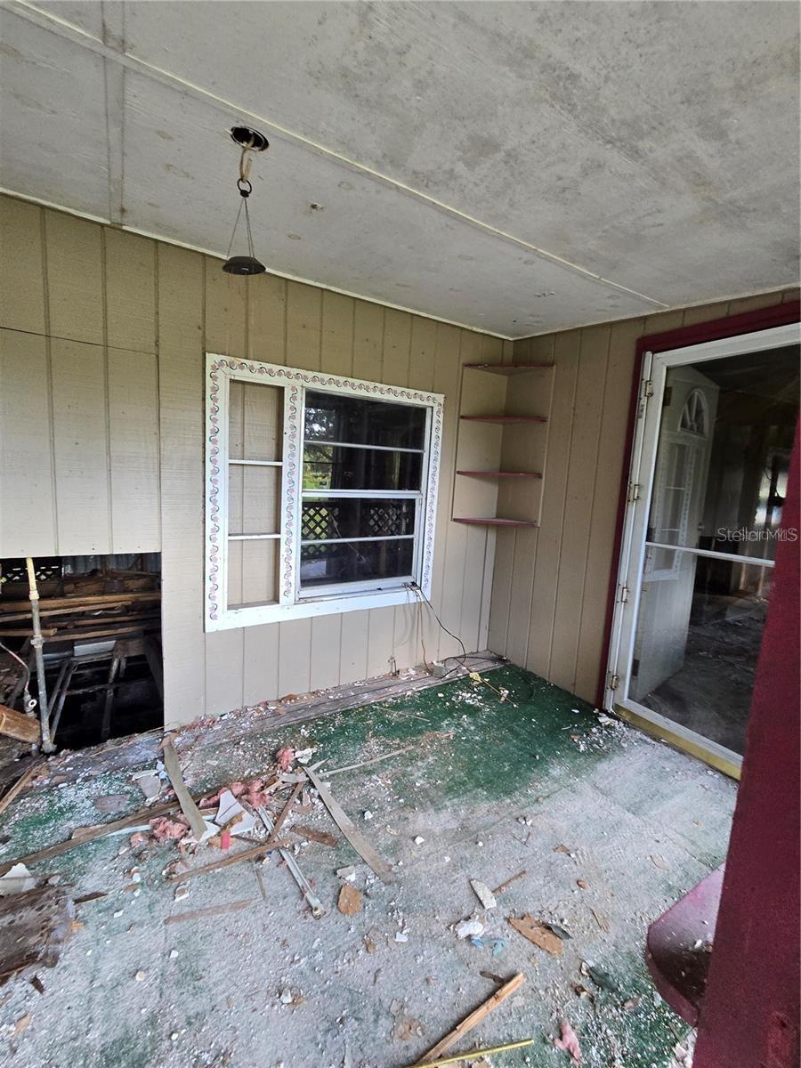 17208 Mercury Rd Property Photo 5