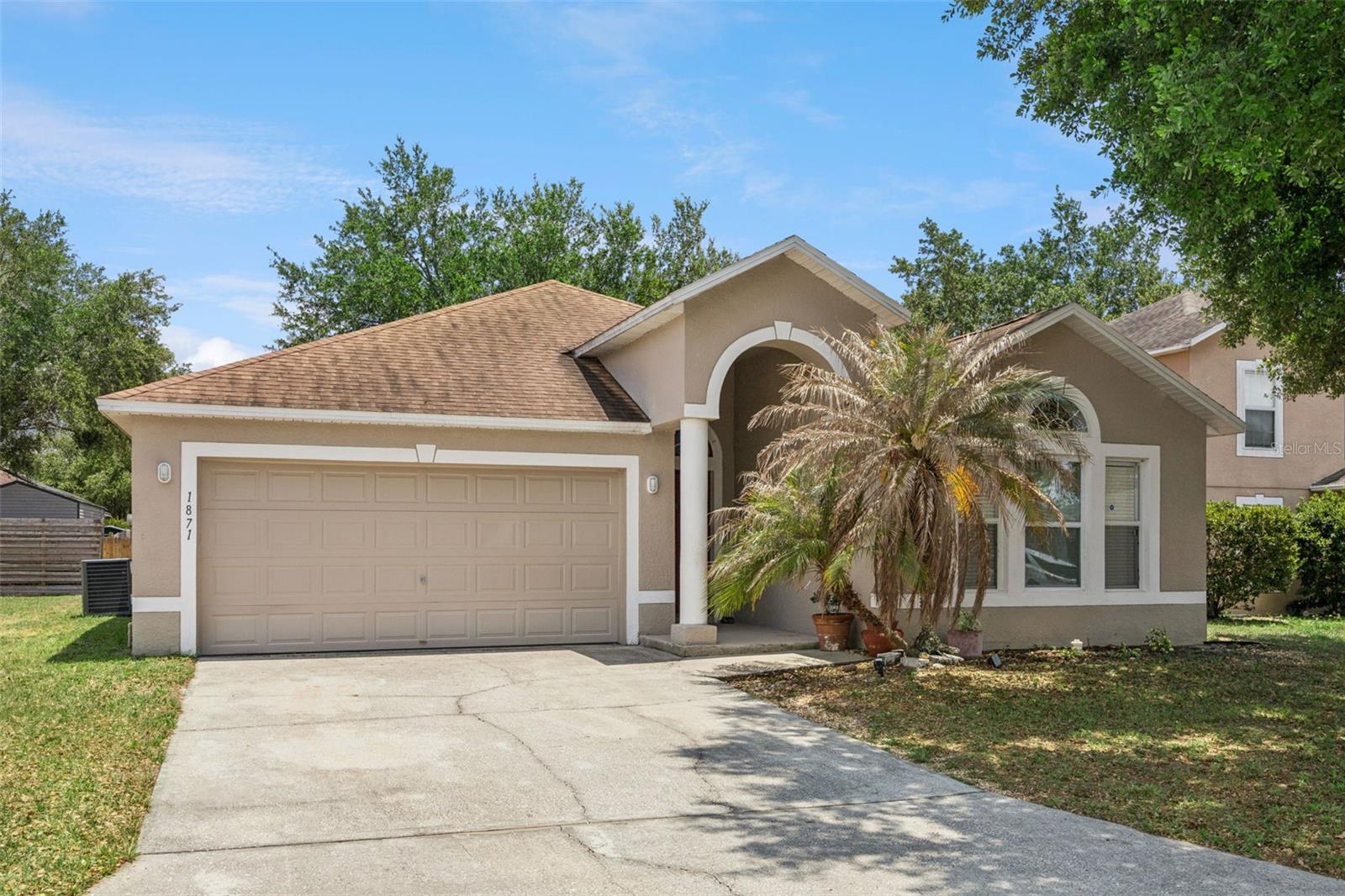 1871 Emily Dr Property Photo 2