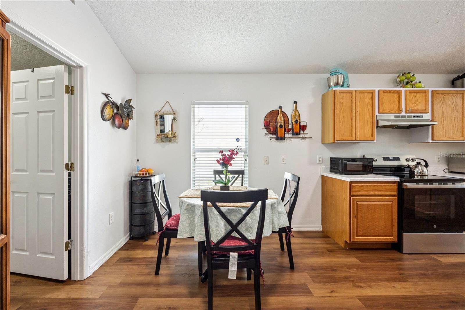 1871 Emily Dr Property Photo 27