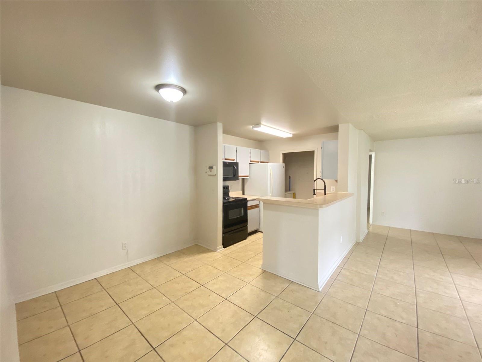 6100 Westgate Drive #103 Property Photo 4