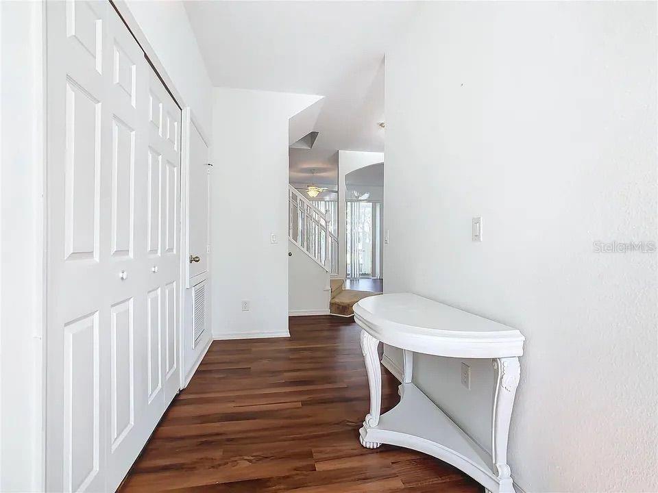 4715 Hemingway House St Property Photo 3