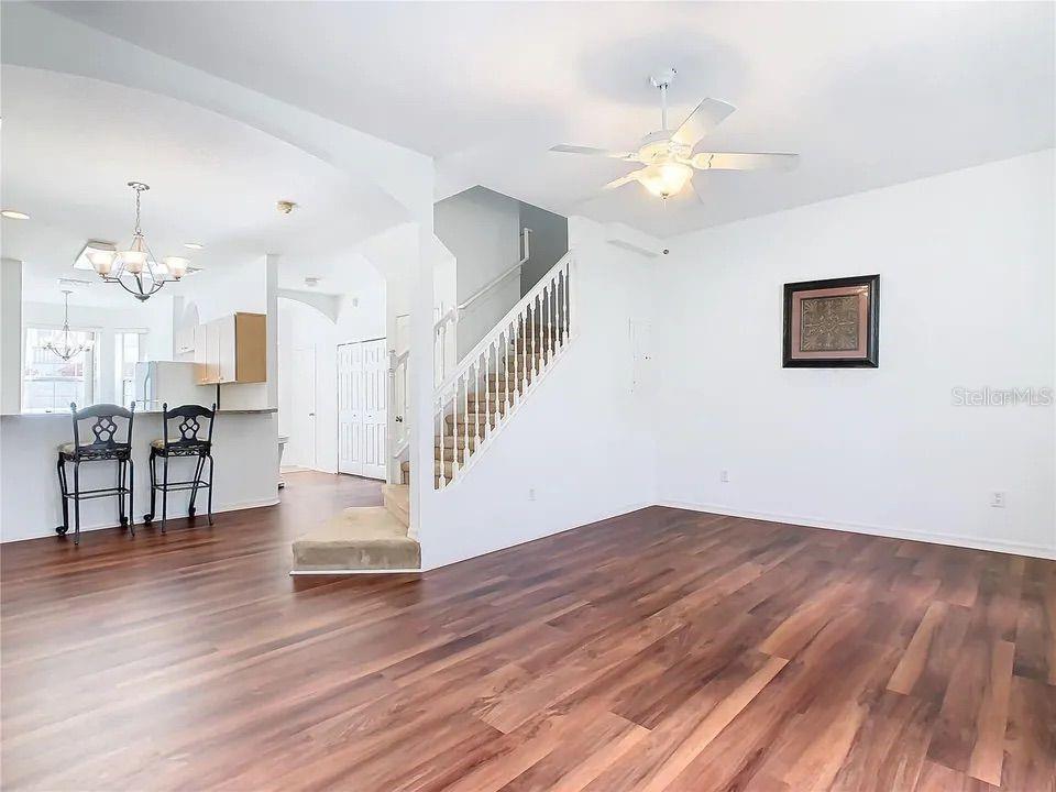 4715 Hemingway House St Property Photo 7