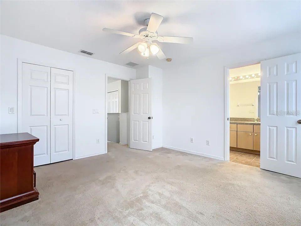 4715 Hemingway House St Property Photo 11
