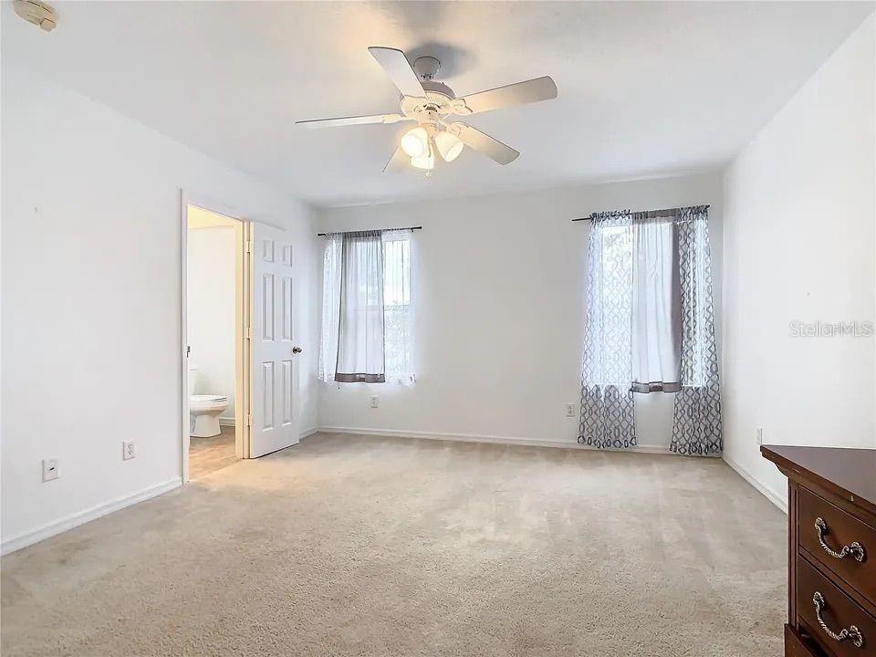 4715 Hemingway House St Property Photo 12