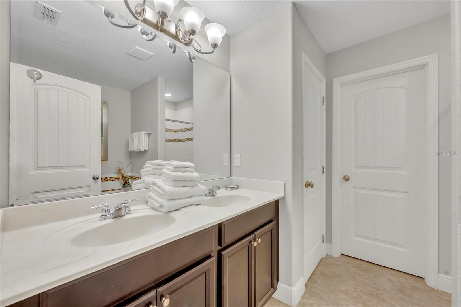 4209 Oakview Dr Property Photo 28
