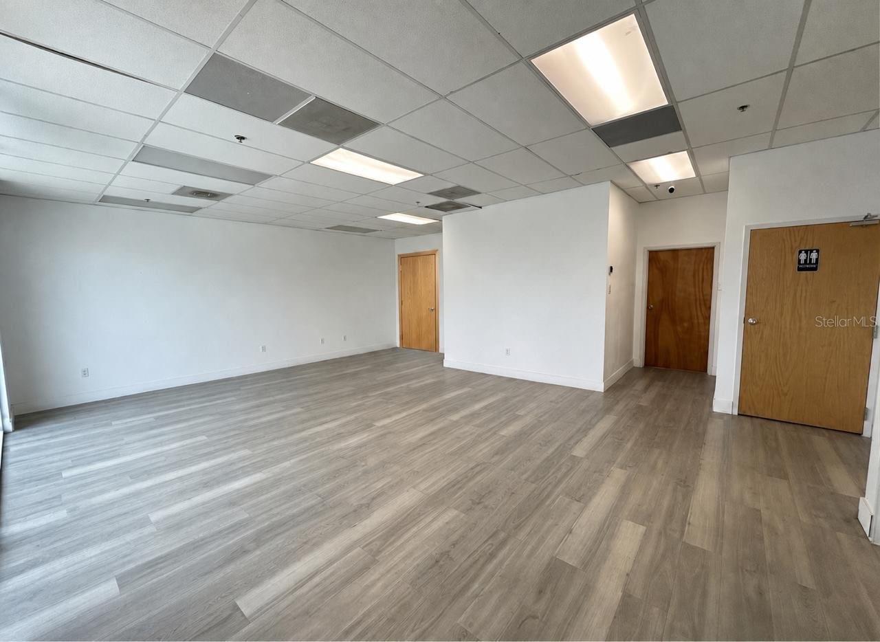 9777 Satellite Blvd Property Photo 3