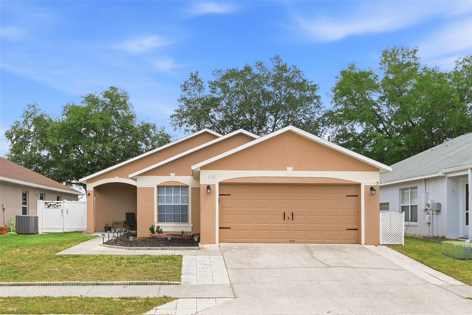 132 CELLO ST Property Photo 1